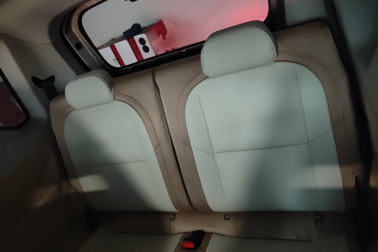 Used Geely Galaxy Panda 2023 Panda Mini 200km Endurance Bear
