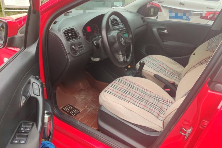 Used Volkswagen Polo 2011 1.4L Manual ZhiLe Edition