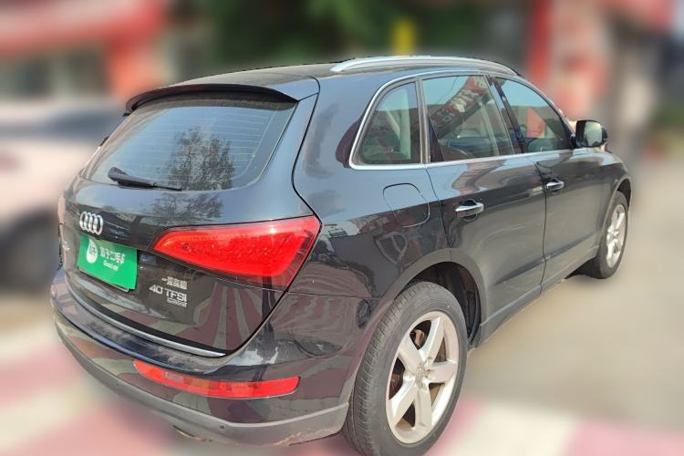 Used Audi Q5 2015 40 TFSI Technology Edition Rear Right 45 Deg