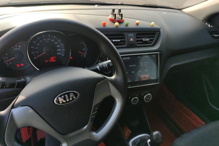 Used Kia K2 2015 Sedan 1.4L MT GLS