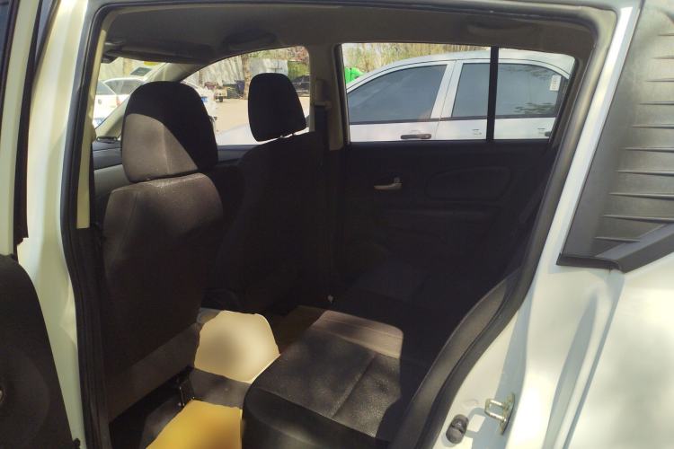 Used Venucia R50 2015 1.6L Manual Fashion Edition Left Rear Seat