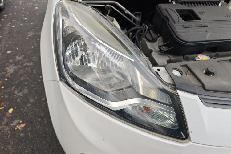 Used Changan Benni 2015 1.4L IMT Luxury Model China V Standard
