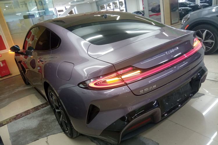 Used Xiaomi Auto SU7 2024 Rear-Drive Standard Founder Edition Exterior 2