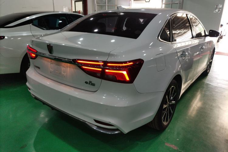 Used Roewe i6 New Energy 2017 45T Hybrid Connective Smart Luxury Edition