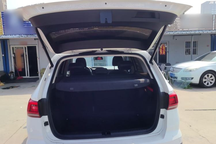 Used Volkswagen Tharu 2022 280TSI Two-Wheel-Drive Luxury Edition Trunk