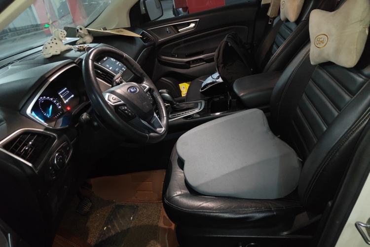 Used Ford Edge 2016 EcoBoost 245 Two-Wheel-Drive Titanium 7-Seater