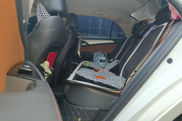 Used BYD Qin New Energy 2017 Qin 1.5T 100 Left Rear Seat