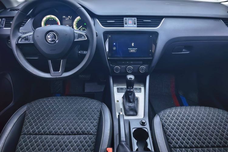 Used Skoda Octavia 2020 1.5L Automatic SmartDrive Luxury Edition
