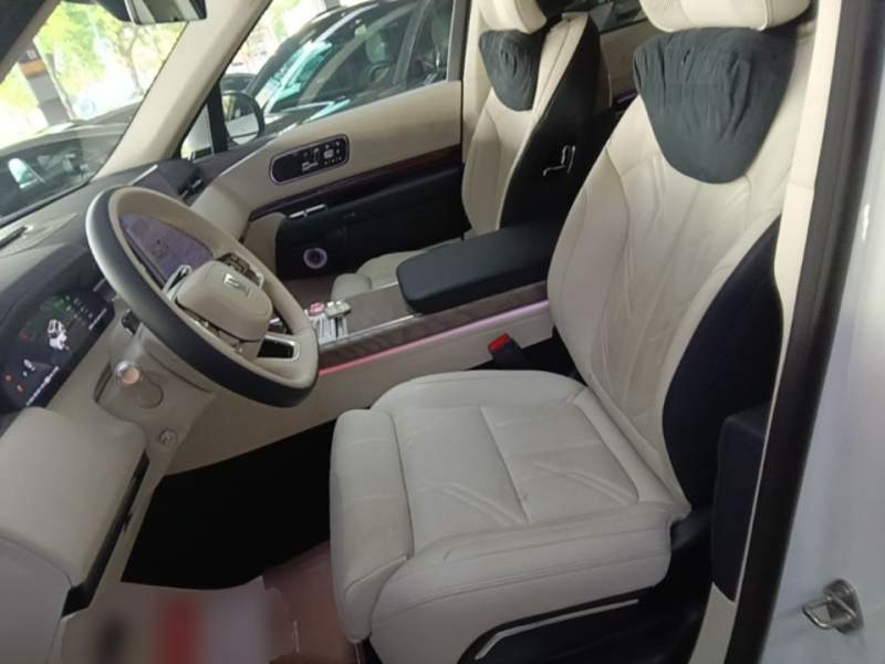 Used Zeekr 9X 2025 Ultra Edition 70kWh — 14