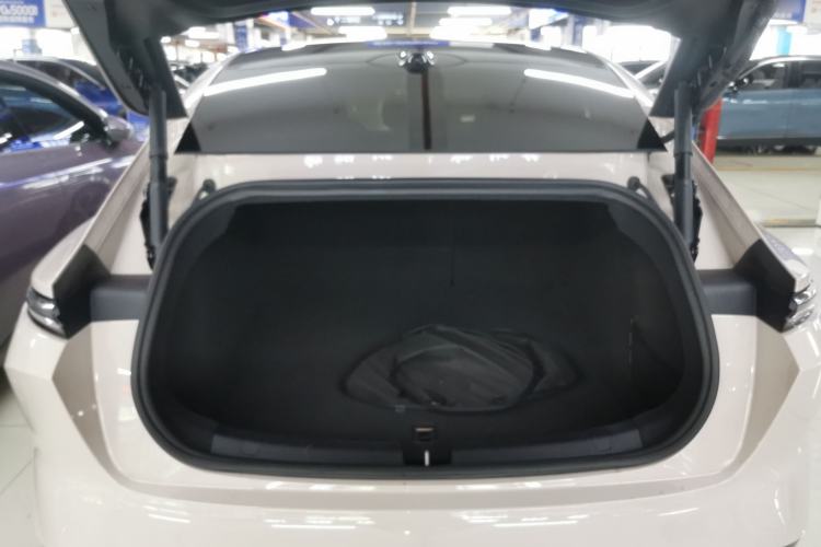 Used Nio ET5 2022 75 kWh
