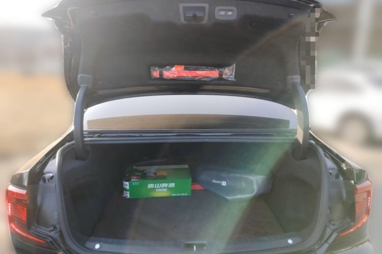 Used Volvo S90 2023 B5 Zhiyuan Luxury Edition Trunk