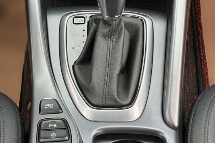 Used Hyundai Lafesta 2019 280TGDi Smart Edition China VI Standard Gear Lever