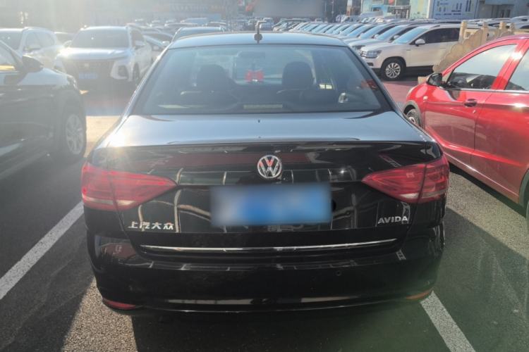 Used Volkswagen Lavida 2017 1.6L Automatic Comfort Edition