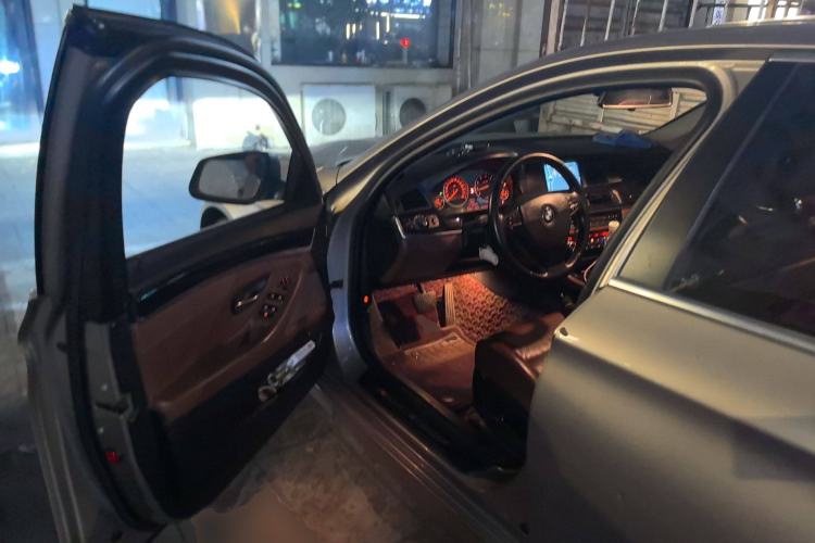 Used BMW 5 Series 2012 520i Elegant Edition

