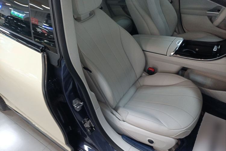 Used Mercedes-Benz EQE 2022 350 First Edition Special Version