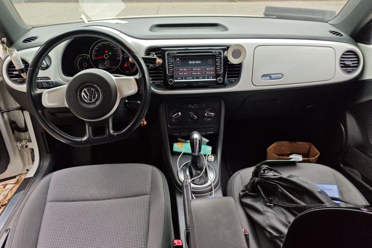 Used Volkswagen Beetle 2013 1.2TSI Fashion Edition Center Console