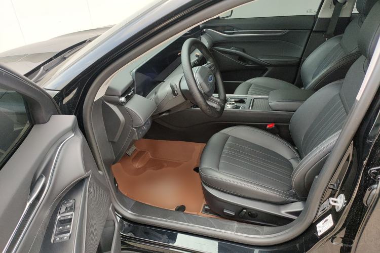 Used Ford Mondeo 2025 2.0T EcoBoost Luxury Version Driver Seat