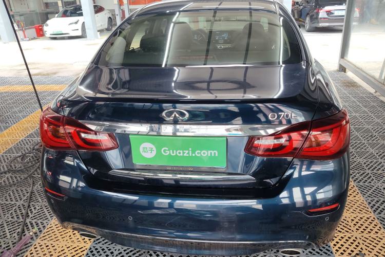 Used Infiniti Q70 2017 Q70L 2.5L Enjoyment Edition Rear