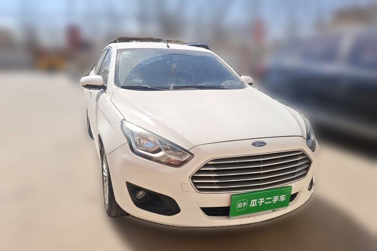 Used Ford Escort 2015 1.5L Automatic Comfort Edition
