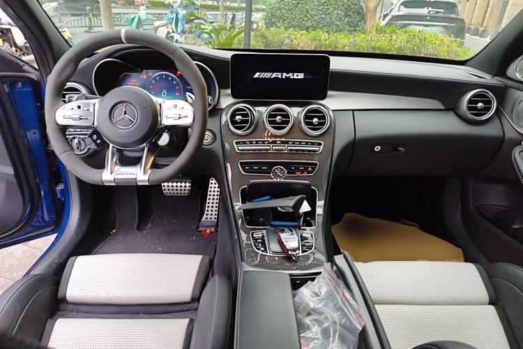 Used Mercedes-Benz C-Class AMG 2019 AMG C 63 S Center Console