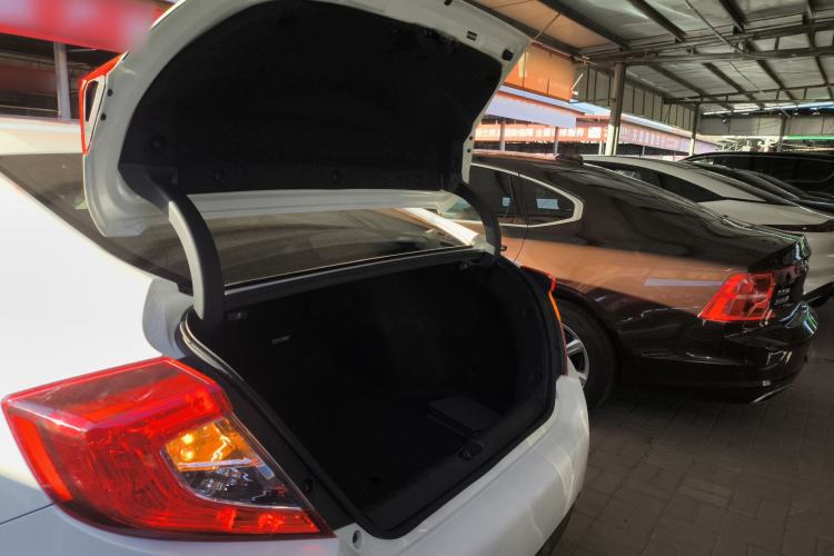 Used Honda Civic 2016 220TURBO CVT Luxury Edition