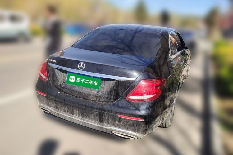 Used Mercedes-Benz E-Class 2016 E 200 L Rear Right 45 Deg