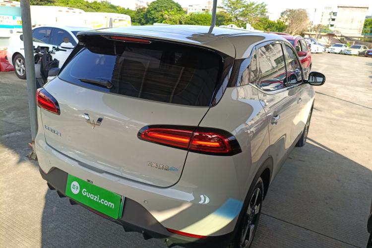 Used Wuling Bingo PLUS 2024 330 km Range Five-Seater Version