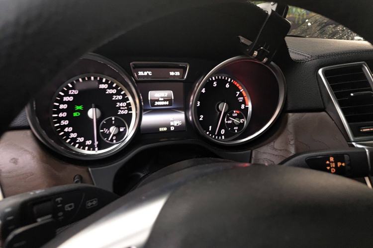 Used Mercedes-Benz GL-Class 2014 GL 400 4MATIC Luxury Model Driver Seat