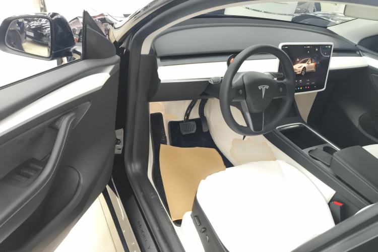 Used Tesla Model Y 2022 Revised Version Long-Range All-Wheel Drive Driver Seat