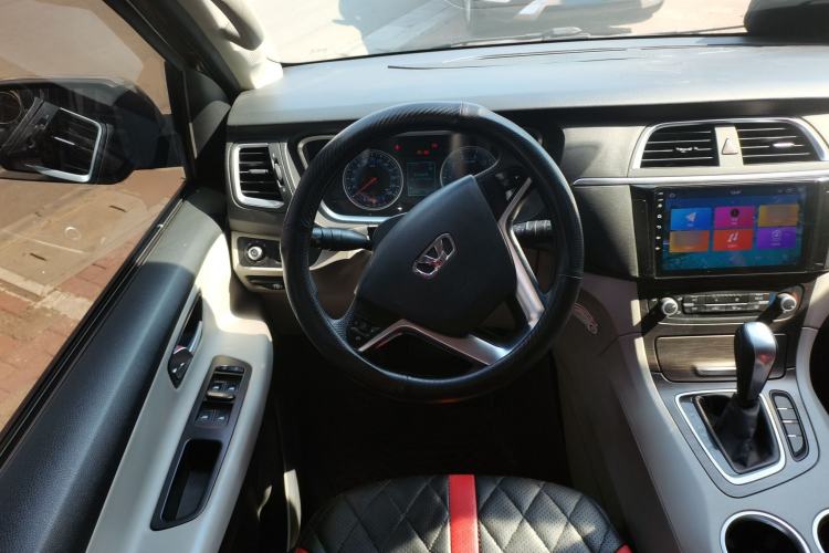 Used Huasong 7 2015 2.0T Automatic Comfort Model