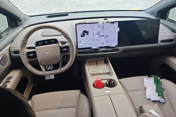 Used Li Auto i6 2025 Model Two-Wheel-Drive Standard Type