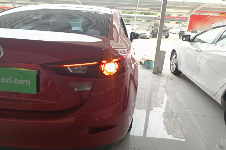 Used Mazda Mazda 3 Axela 2017 Sedan 1.5L Automatic Luxury Model Emission Standard China V
