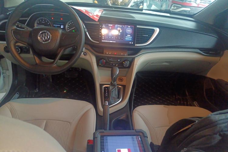 Used Buick GT 2021 Exemplar 1.5L Automatic Entry-Level Trim Center Console