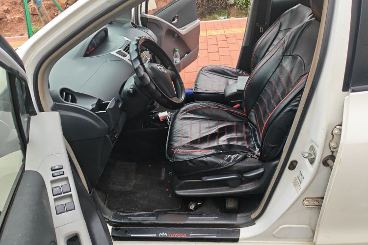 Used Toyota Yaris 2011 1.6E Automatic Charm Edition Left Front Seat