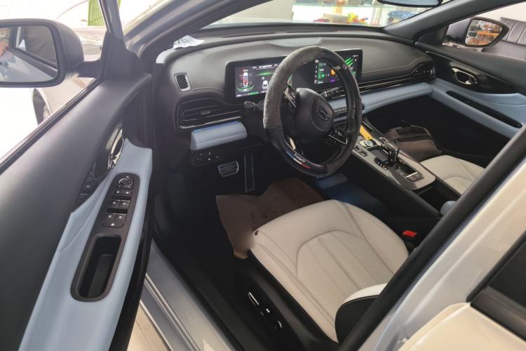 Used GAC Trumpchi EMPOW 2023 Shadow Leopard H Smart Hybrid Edition