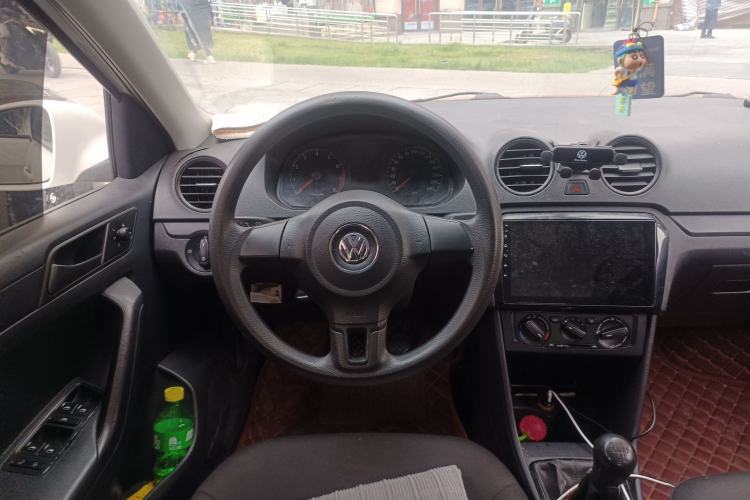 Used Volkswagen Jetta 2013 1.6L Manual Fashion Edition