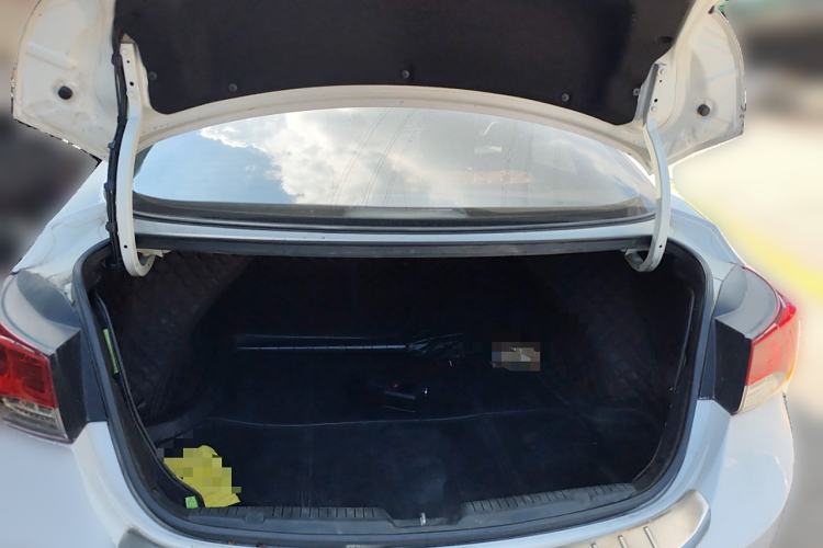 Used Hyundai Elantra (5th Generation / Langdong) 2015 1.6L Automatic Leading Model Trunk