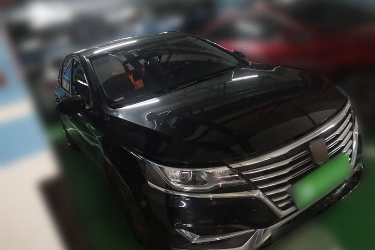 Used Roewe i6 2020 PLUS 1.6L CVT 4G Connected Glory Flagship Edition Front Right 45 Deg