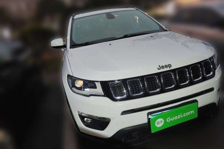 Used Jeep Compass 2017 200T Automatic Family Edition
