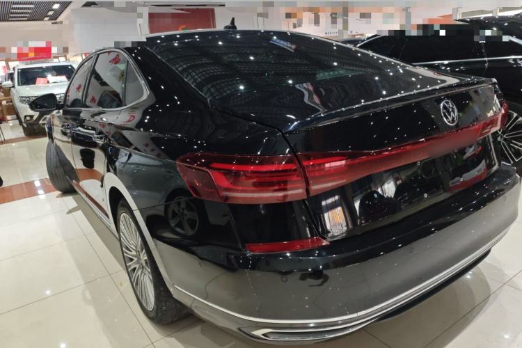 Used Volkswagen Passat 2023 Restyled 330TSI Starry Luxury Edition