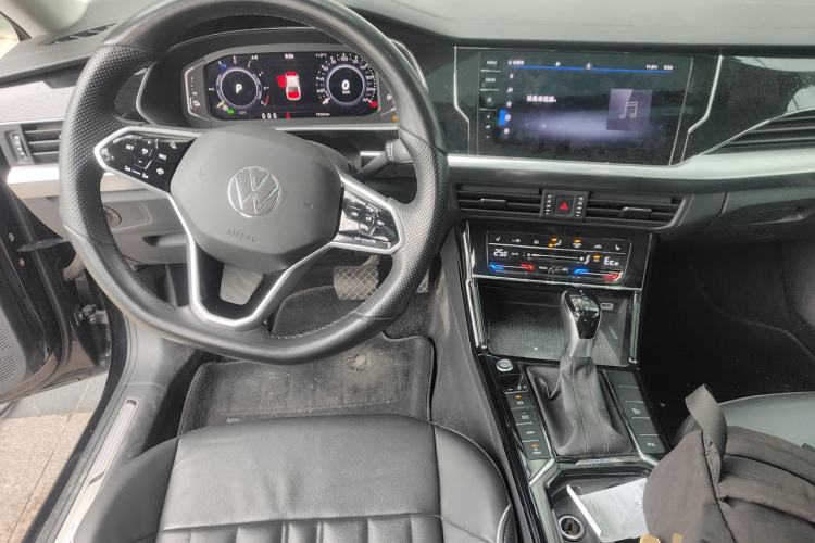 Used Volkswagen Passat New Energy 2023 430 PHEV Hybrid Elite Edition Center Console