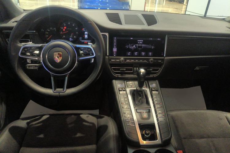 Used Porsche Macan 2018 Macan 2.0T Center Console