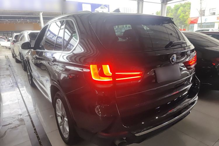 Used BMW X5 2018 xDrive28i
