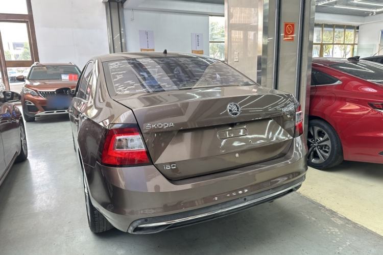 Used Skoda Rapid 2018 1.6L Automatic Comfort Edition