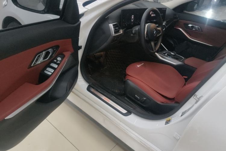 Used BMW i3 2024 eDrive 40 L Midnight Edition
