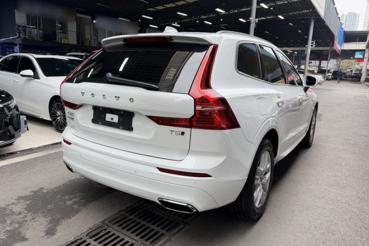 Used Volvo XC60 2019 T5 4x4 Smart Edition China VI Standard