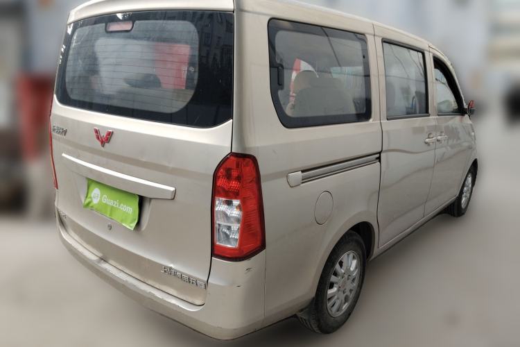 Used Wuling Rongguang V 2018 1.5L Standard Version