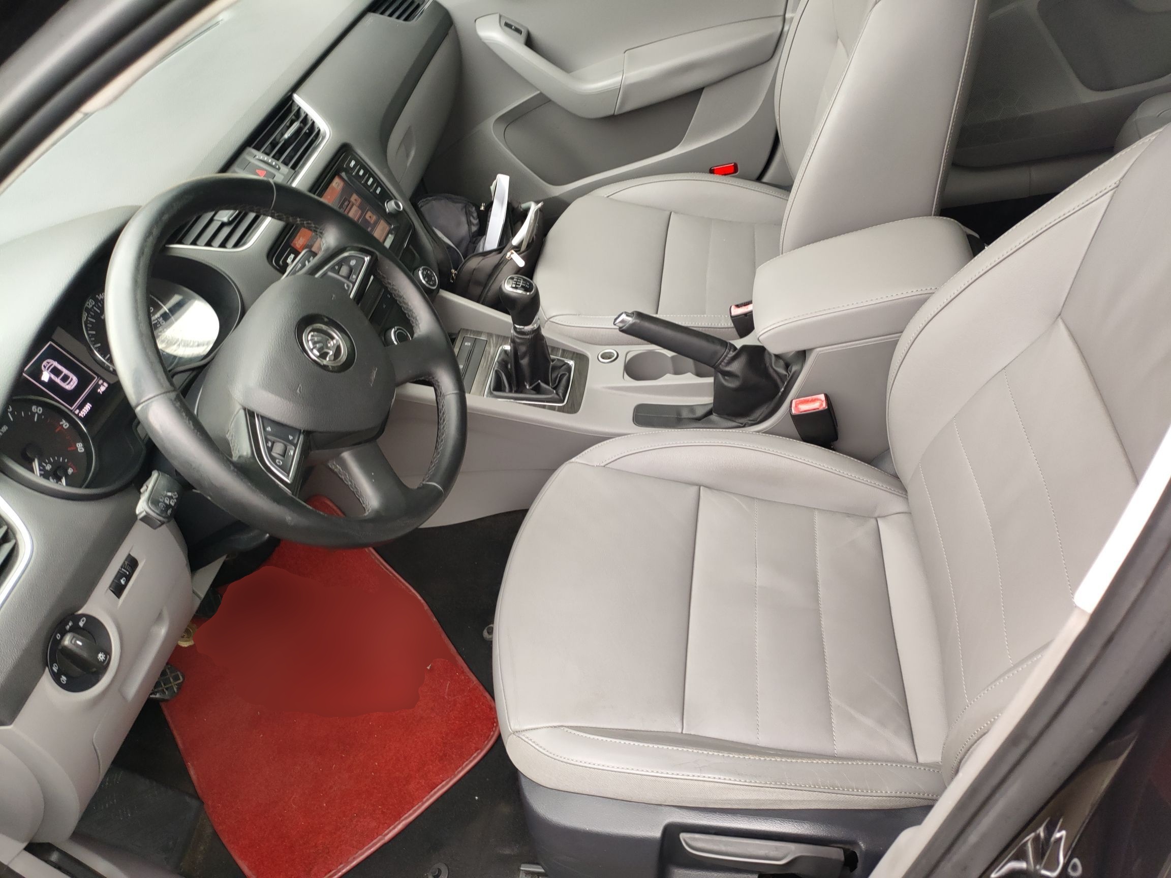 Interior delantero