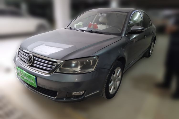 Used Volkswagen Passat 2011 2.0L Manual Luxury Version