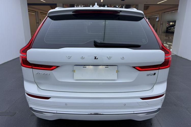 Used Volvo XC60 2022 B5 4x4 Zhiyi Luxury Edition